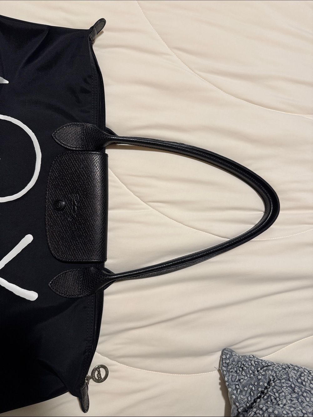 Longchamp Black Tote with White AMOUR Graphic - Picture 4 of 12